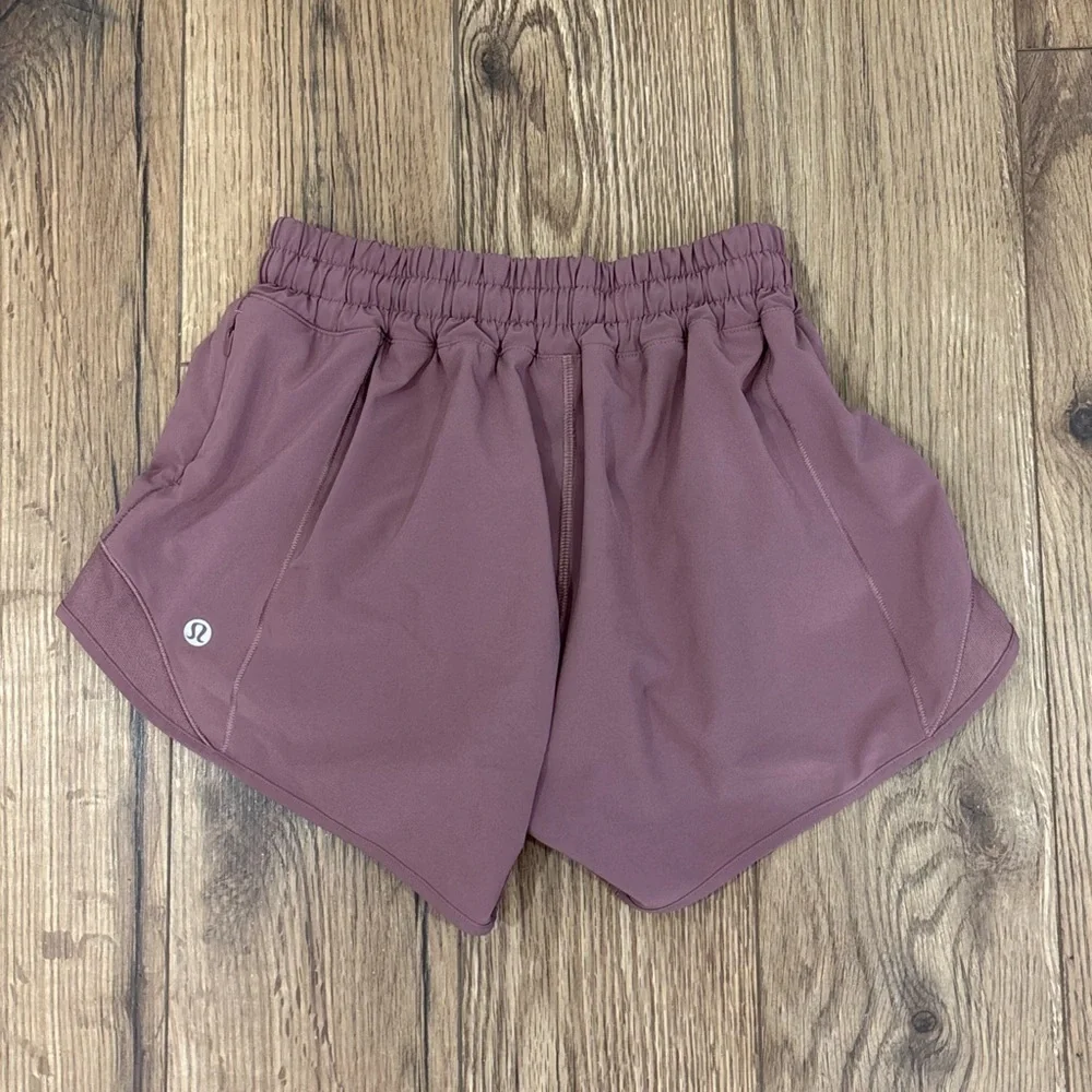 Lululemon Hotty Hot Shorts 4
